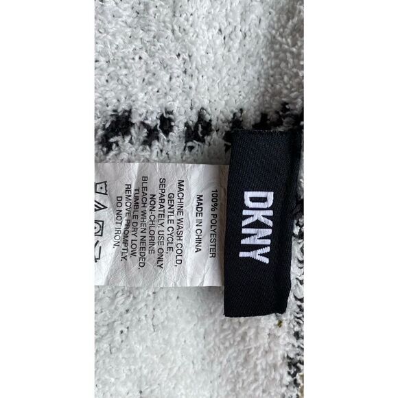 DKNY  Windowpane 50x60” Soft Throw Blanket - Picture 2 of 6